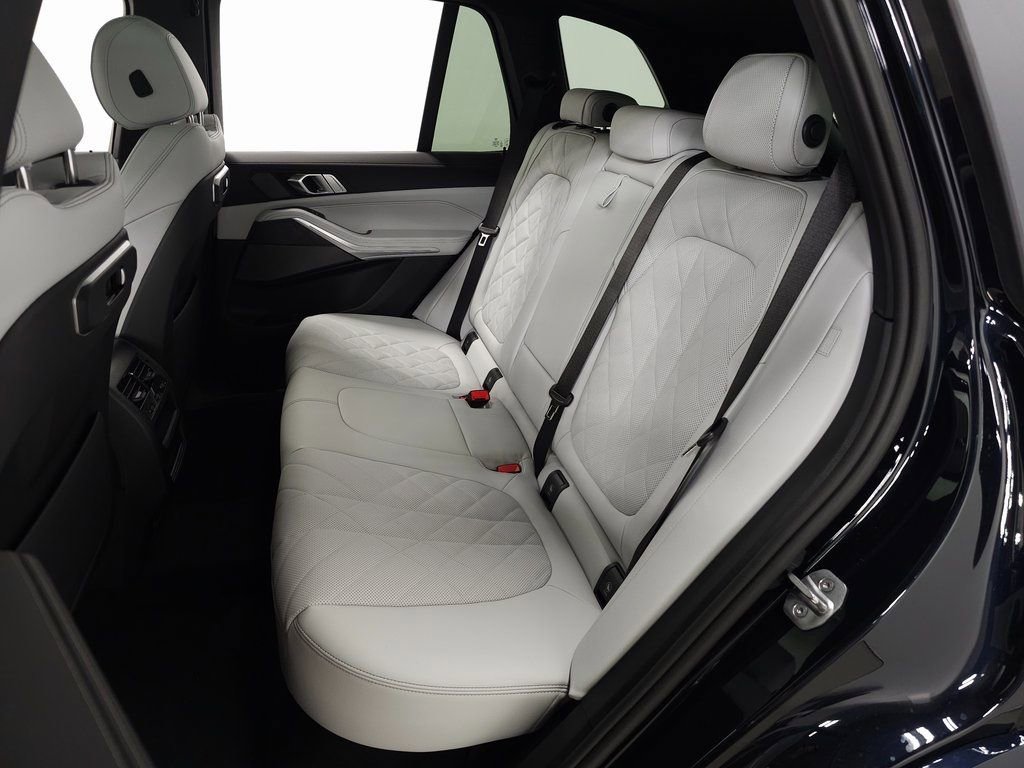 New 2026 BMW X5 xDrive50e AWD/4WD image 31