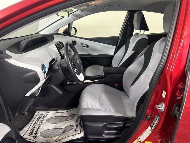 Used 2016 Toyota Prius Three image 23