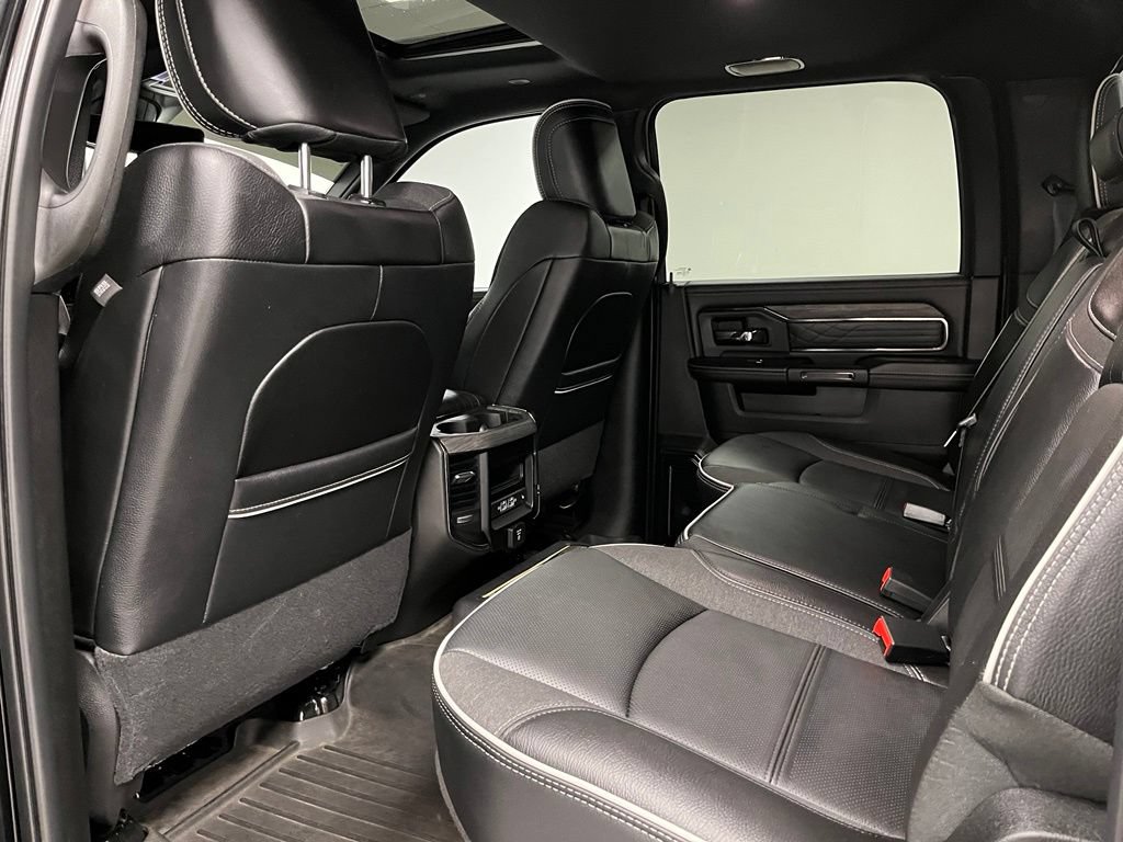 Used 2025 RAM 2500 Limited AWD/4WD image 44