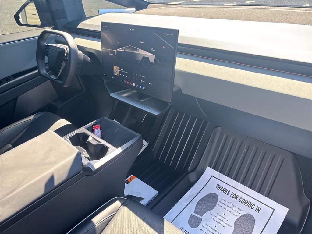 Used 2025 Tesla Cybertruck AWD Crew Cab image 12
