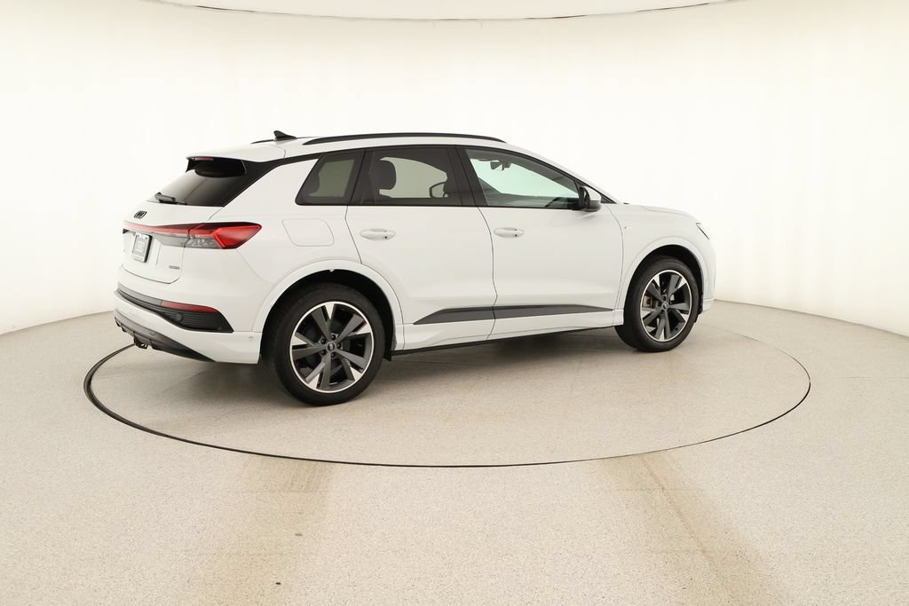 Certified 2024 Audi Q4 e-tron Prestige AWD/4WD image 7