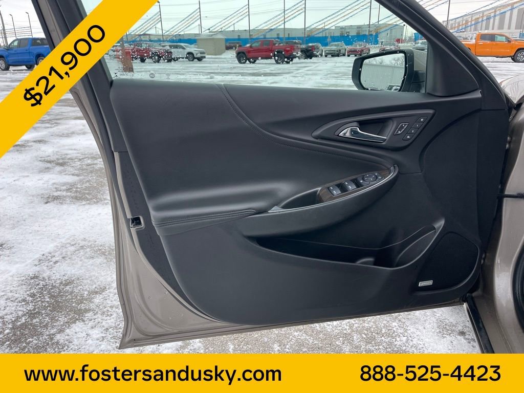Used 2023 Chevrolet Malibu LT image 18