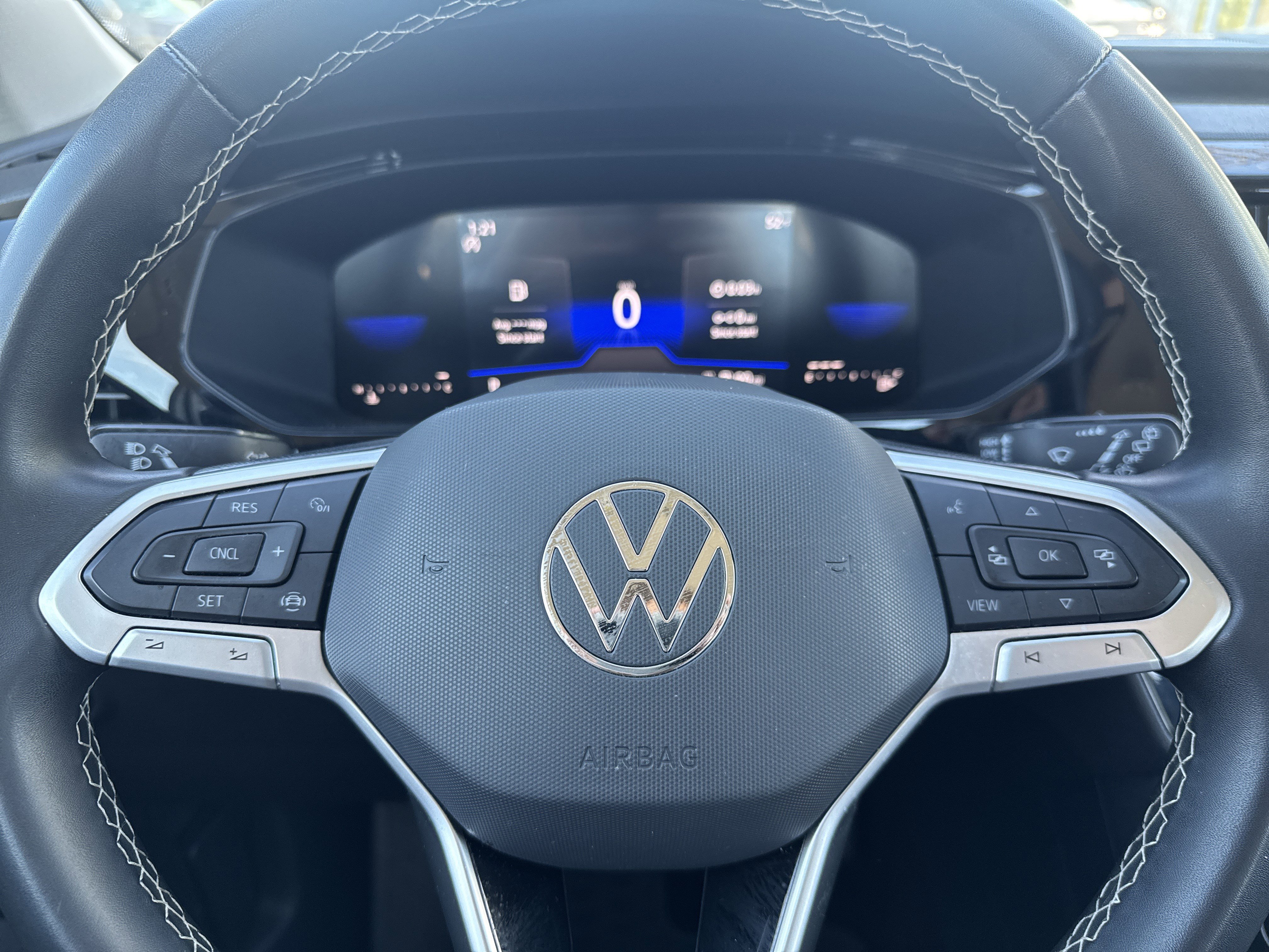 Used 2023 Volkswagen Taos S image 10