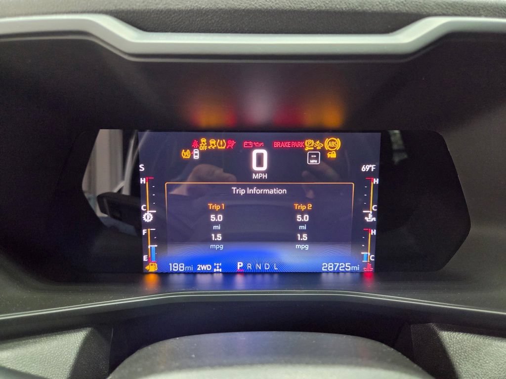 Used 2023 Chevrolet Colorado Trail Boss w/ Technology Package AWD/4WD image 31