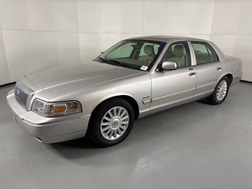 Used 2010 Mercury Grand Marquis LS image 4