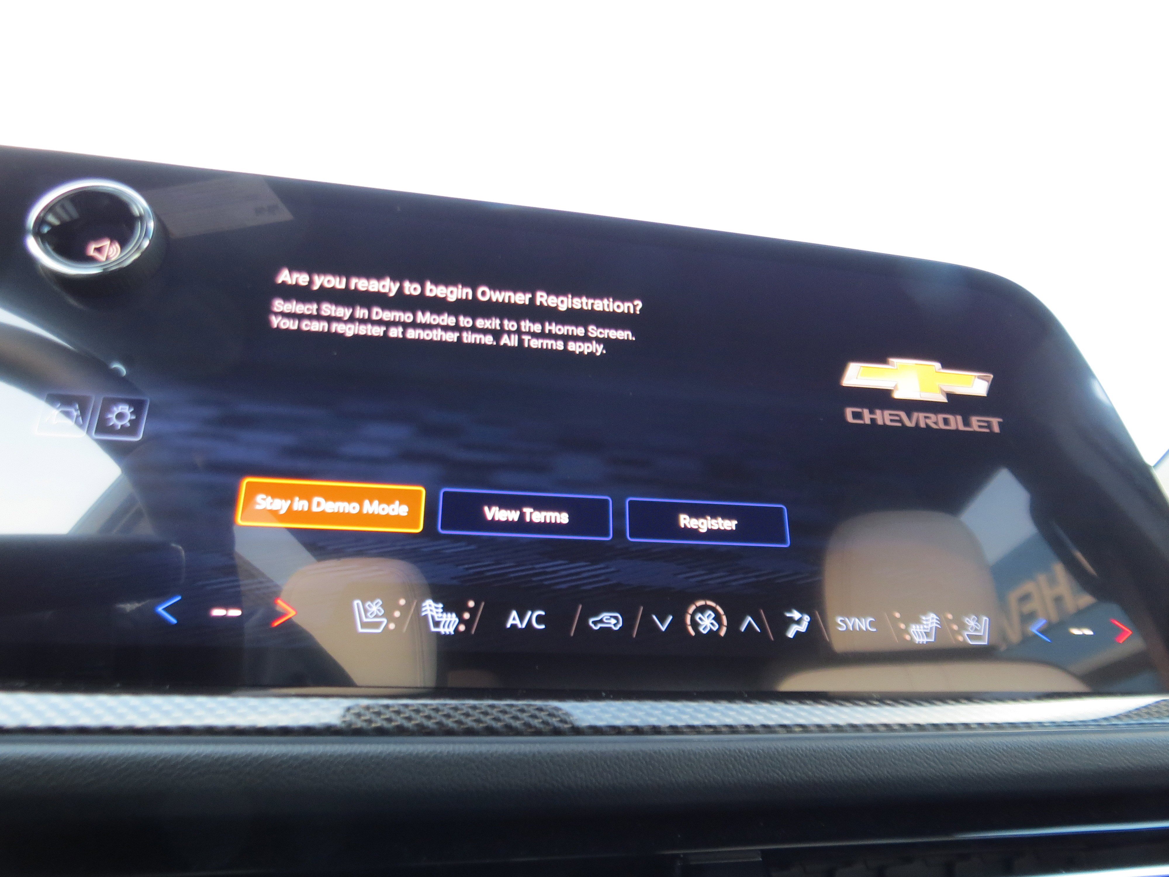 New 2026 Chevrolet Traverse High Country FWD image 24