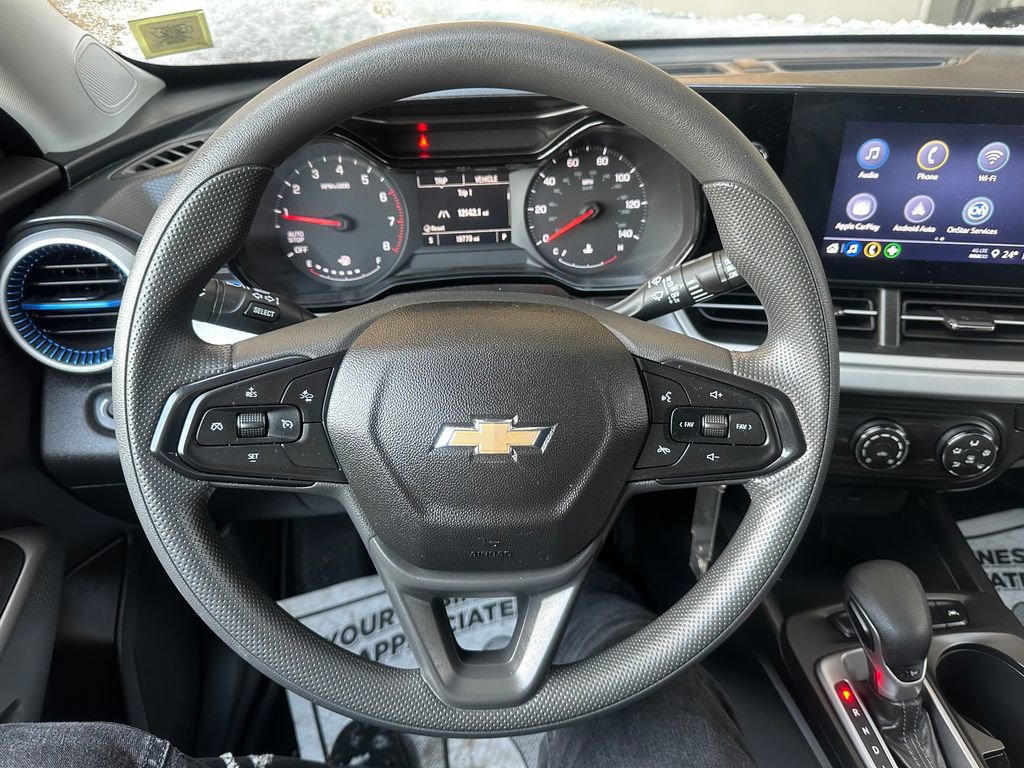 Used 2024 Chevrolet Trax LS image 2