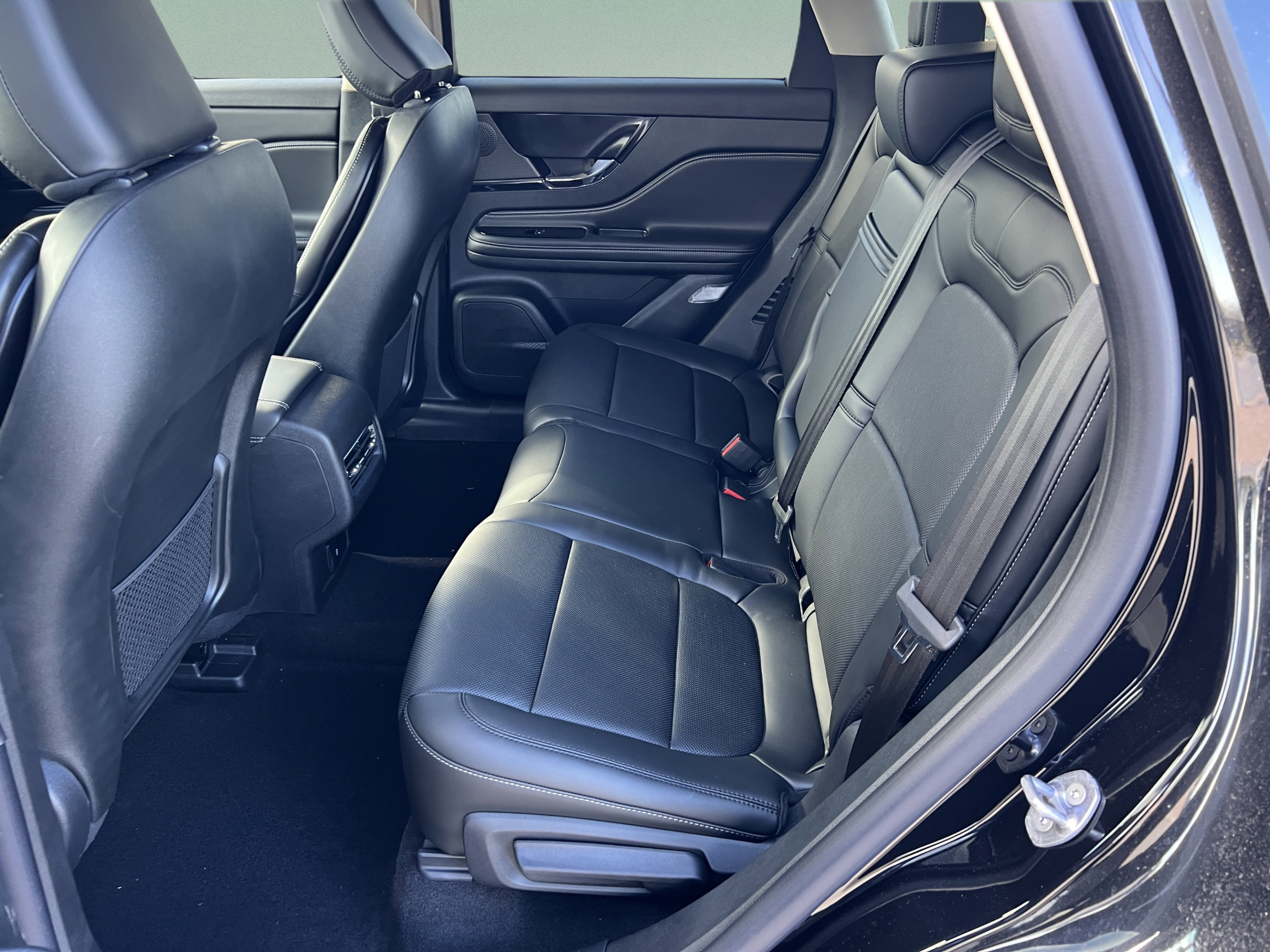 New 2025 Lincoln Corsair Grand Touring AWD/4WD image 23