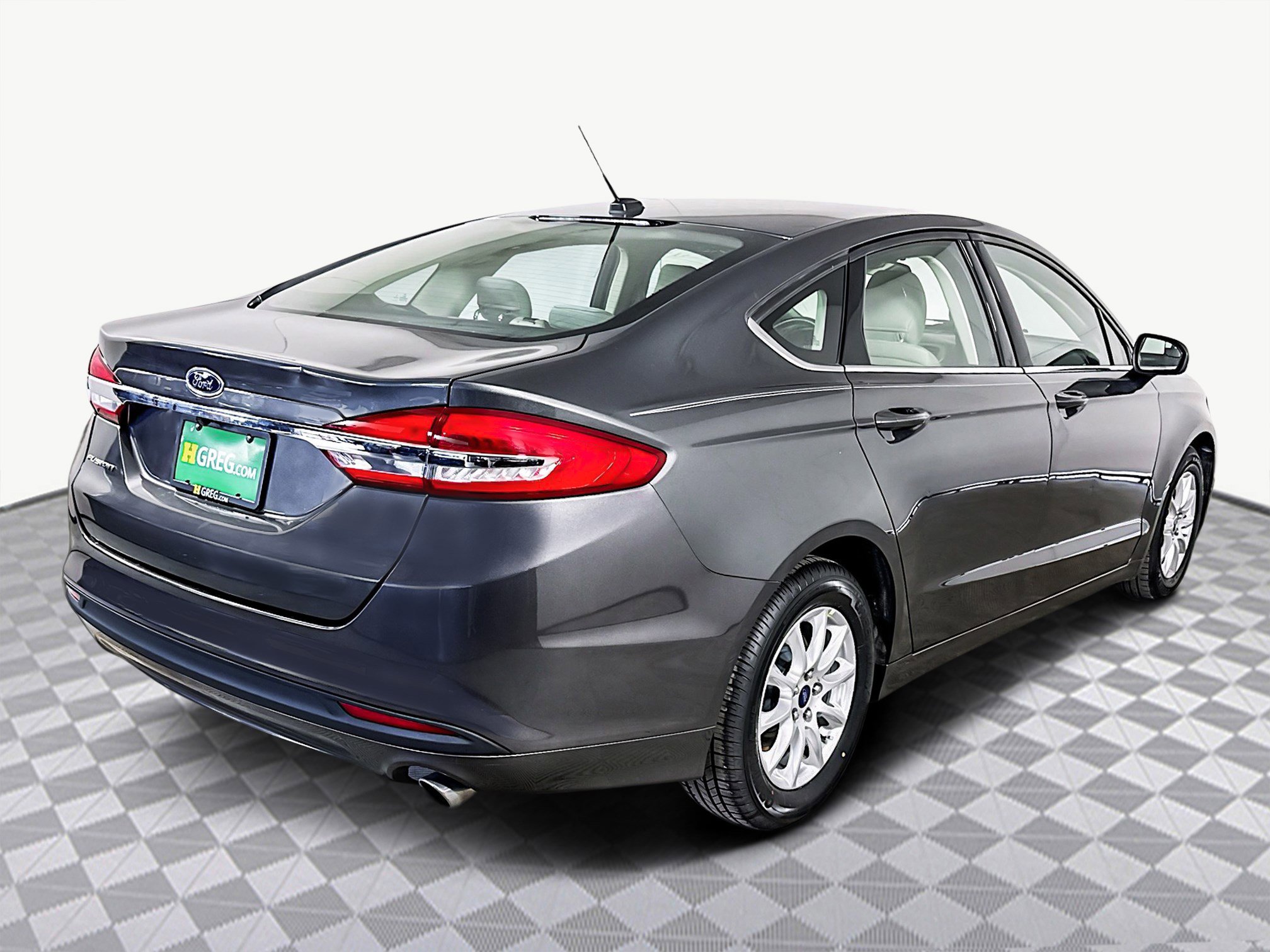 Used 2018 Ford Fusion S image 10