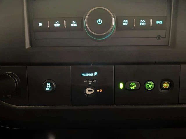 Used 2022 Chevrolet Express 2500 w/ Driver Convenience Package RWD image 41