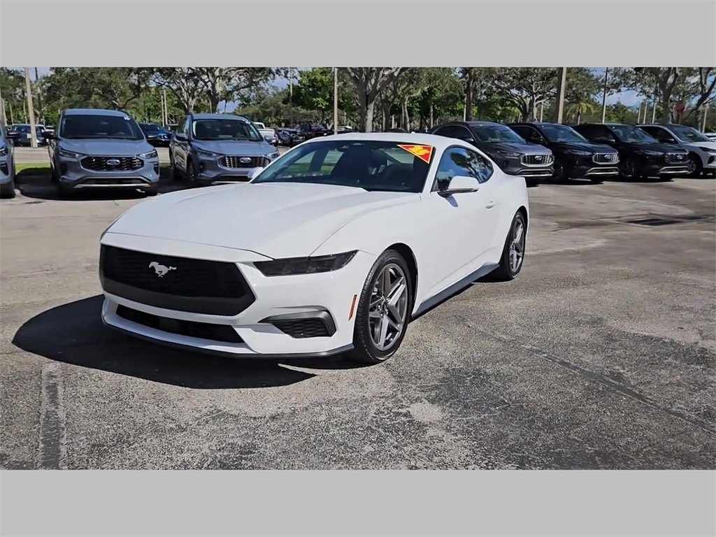Used 2025 Ford Mustang Coupe image 42