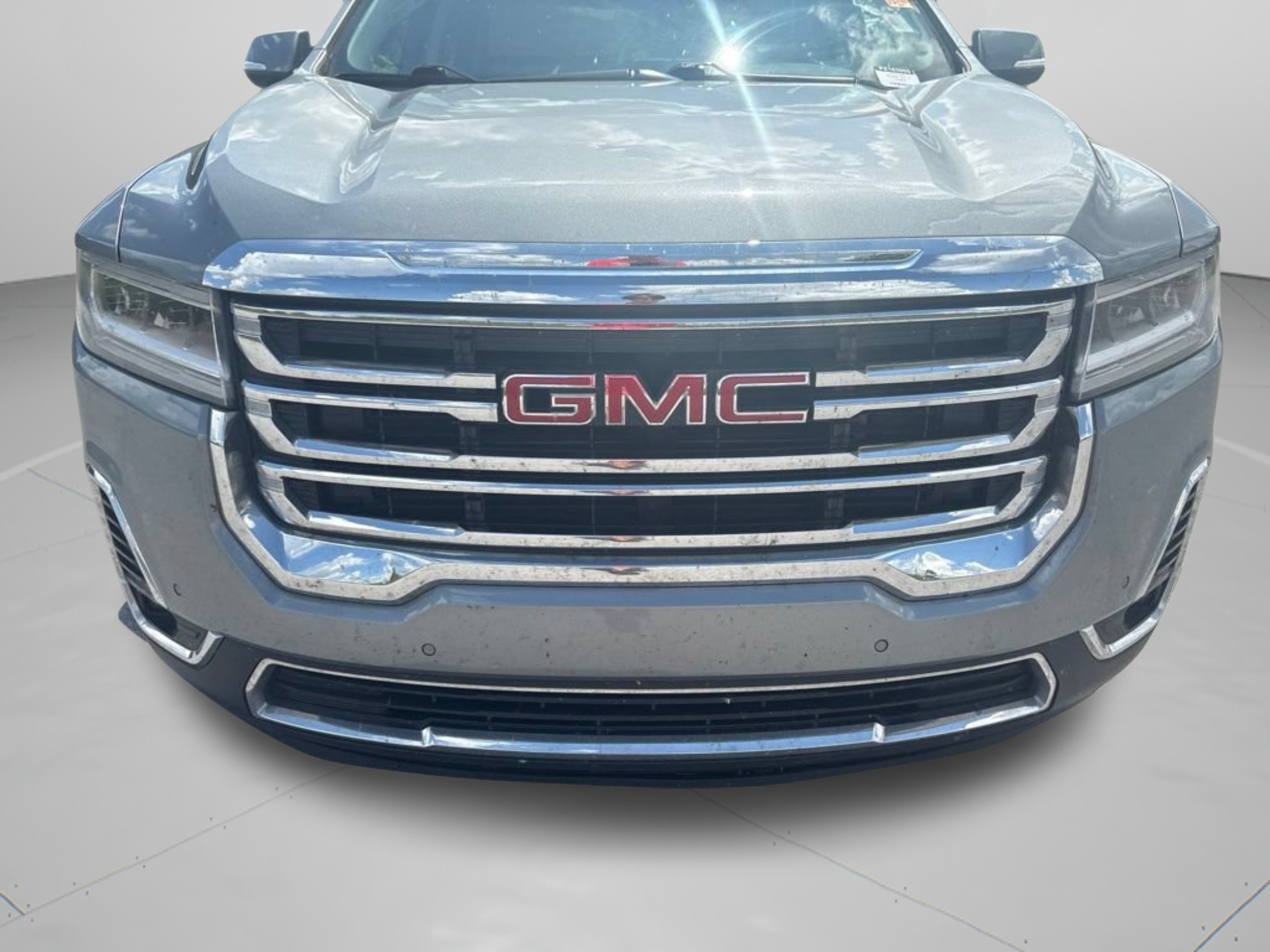 Used 2023 GMC Acadia SLT w/ Preferred Package FWD image 4