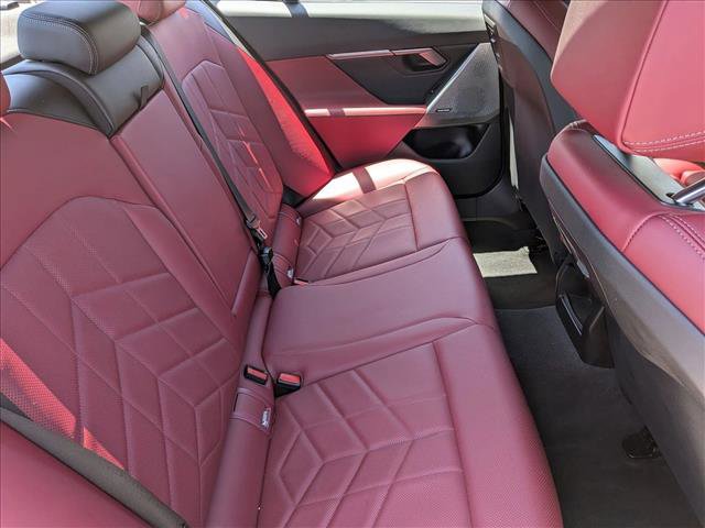 Certified 2024 BMW 530i w/ Premium Package RWD image 21