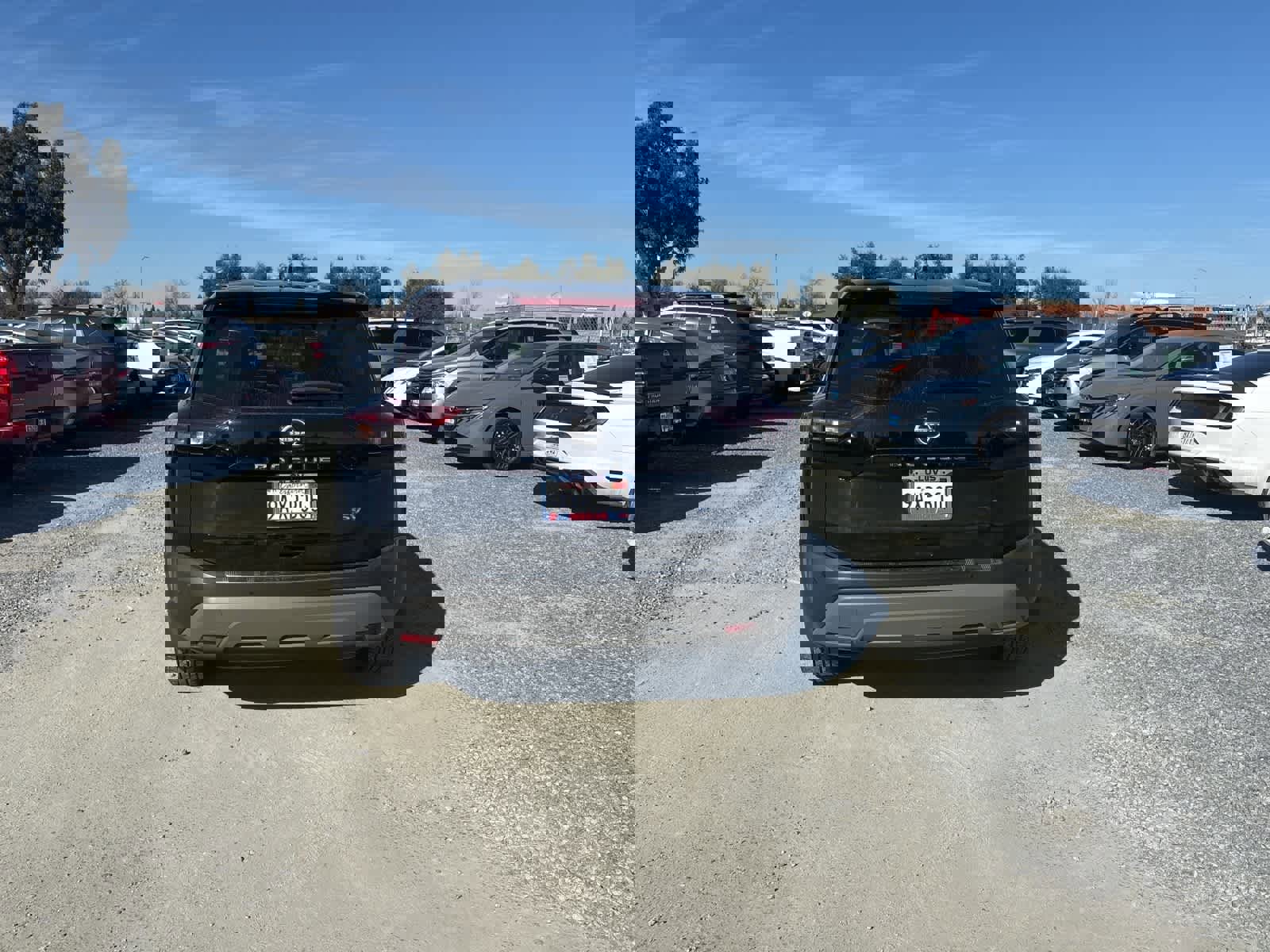 Used 2022 Nissan Rogue SV image 7