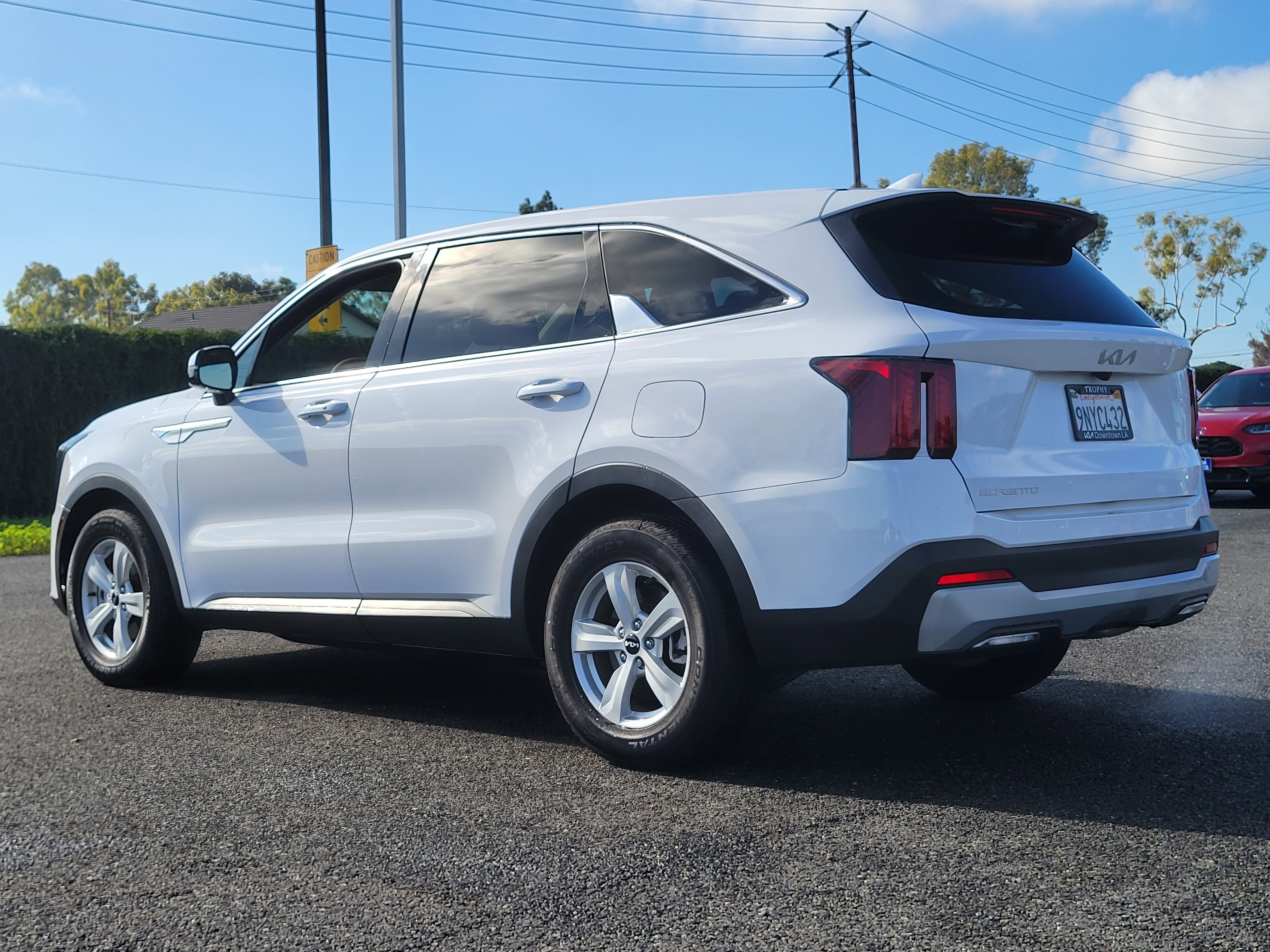 Used 2024 Kia Sorento LX image 34