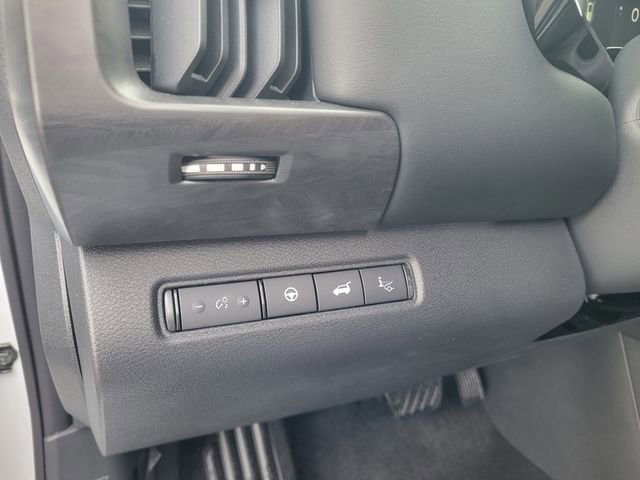 New 2026 Nissan Pathfinder Platinum w/ Cargo Package image 16