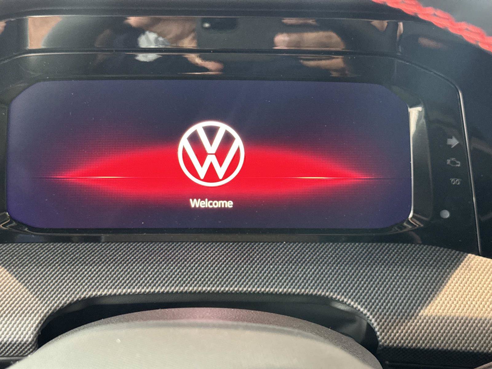 New 2026 Volkswagen GTI SE FWD image 18