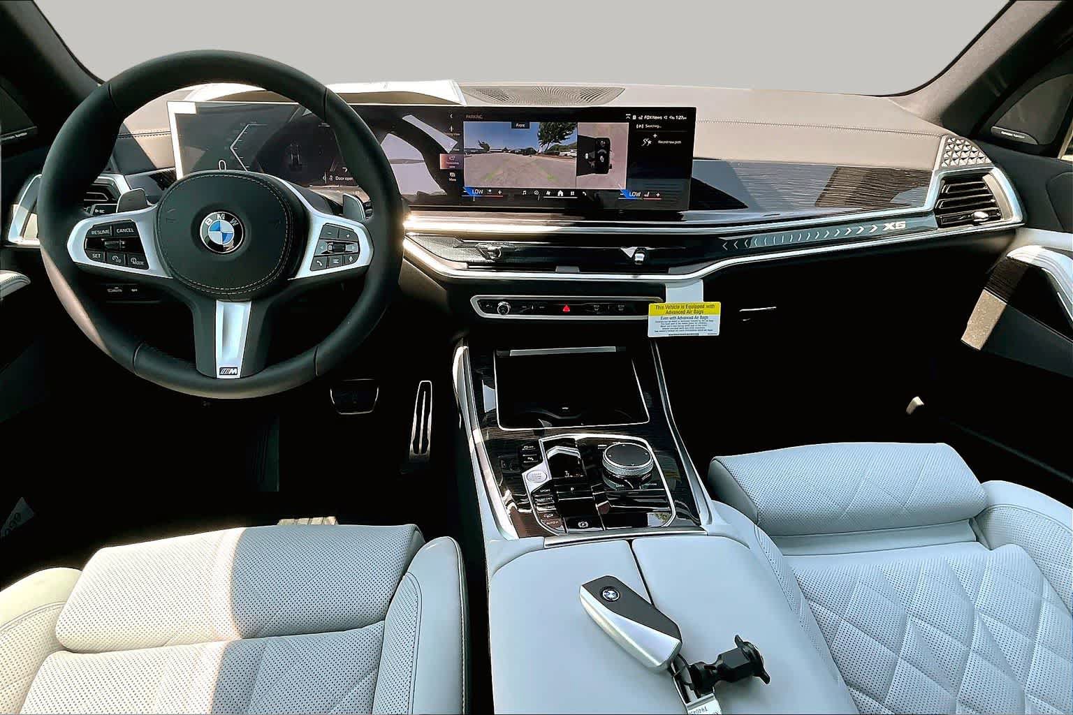 New 2026 BMW X5 xDrive40i w/ M Sport Package AWD/4WD image 5