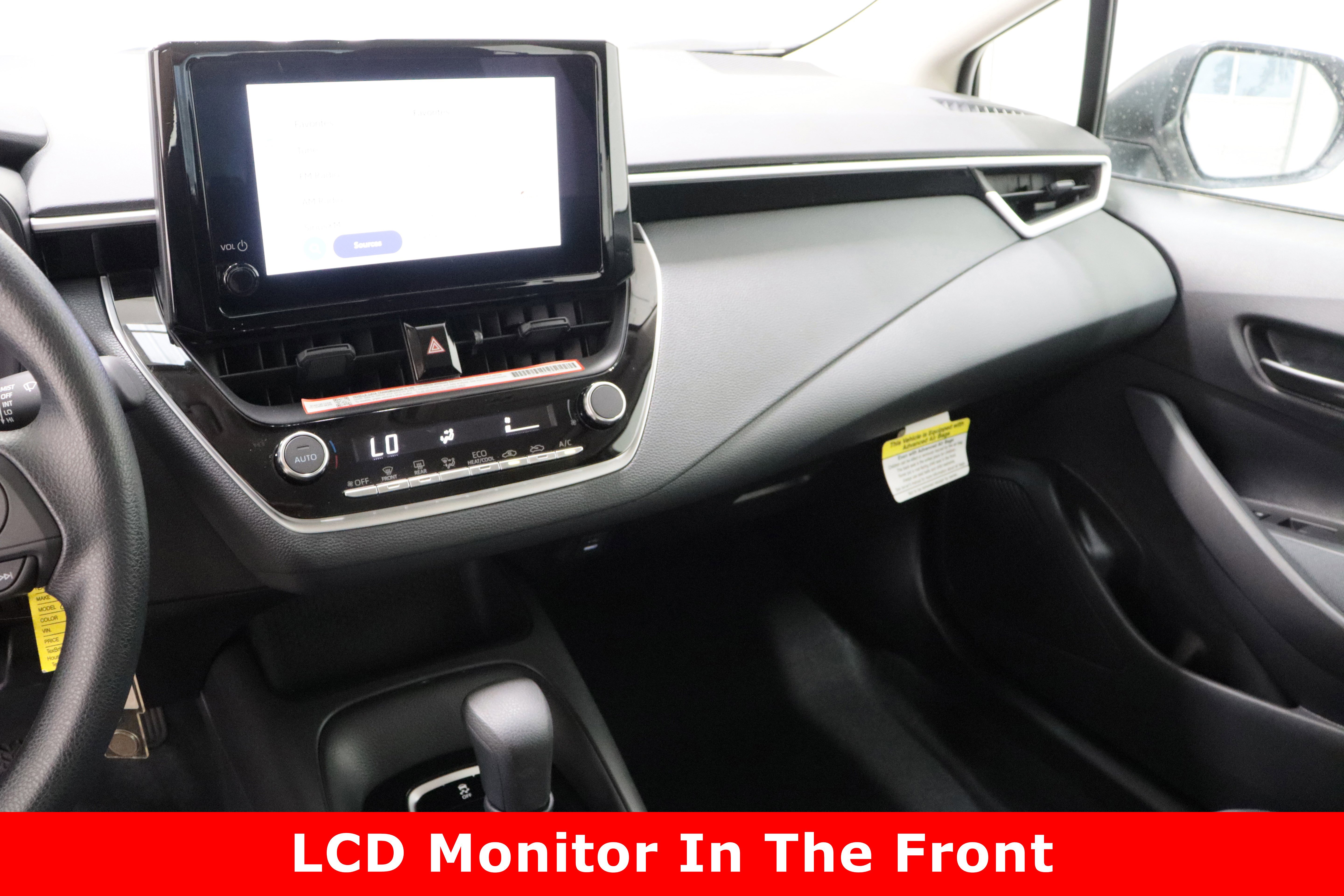 Used 2025 Toyota Corolla LE image 15
