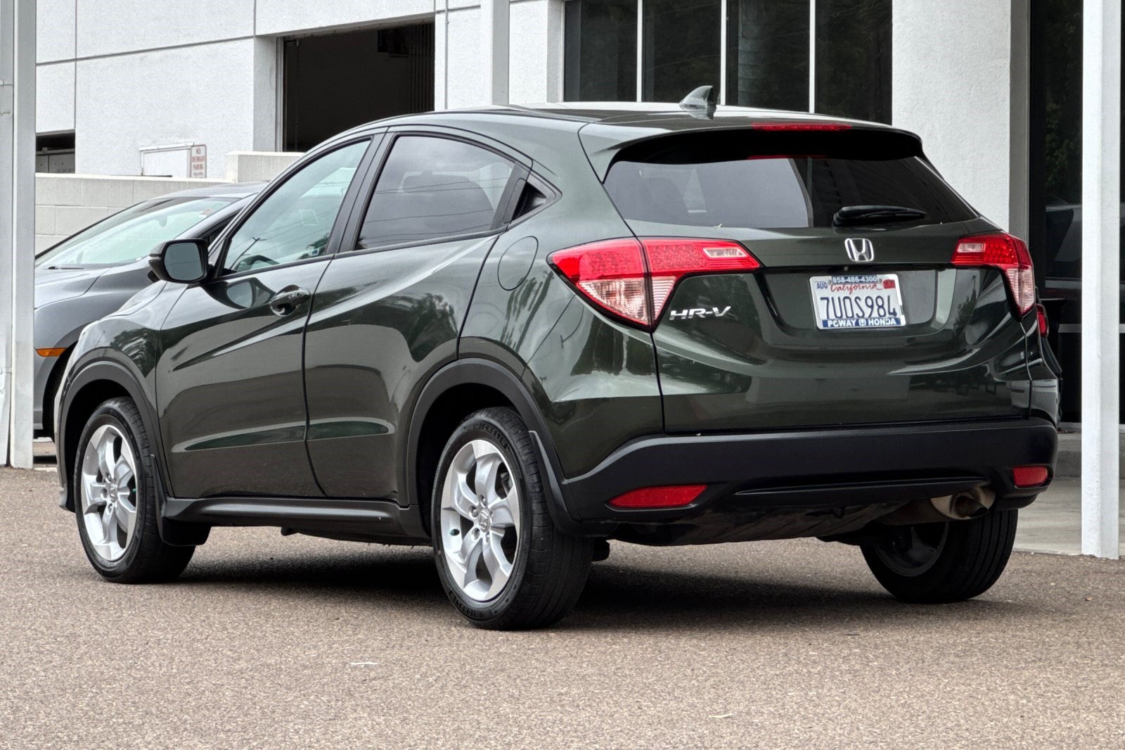 Used 2016 Honda HR-V EX image 3