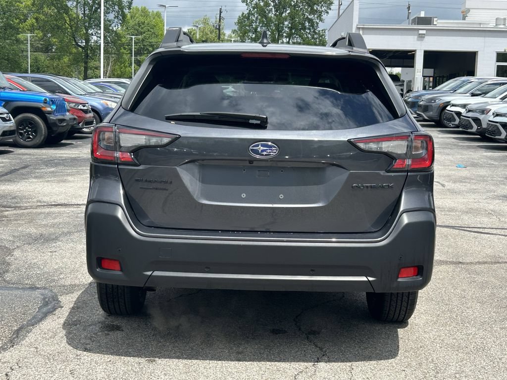 Used 2025 Subaru Outback Onyx Edition AWD/4WD image 7