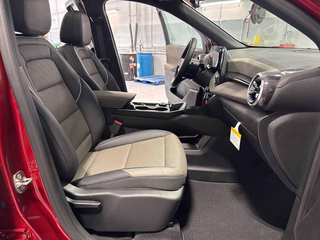 New 2027 Chevrolet Equinox LT w/ Convenience Package II AWD/4WD image 35