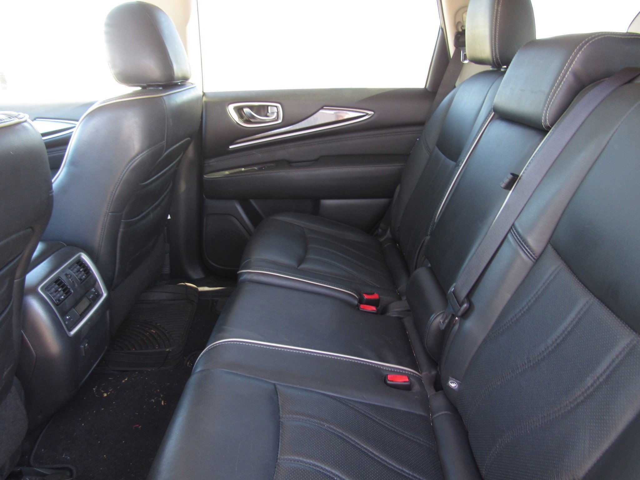 Used 2018 INFINITI QX60 Luxe image 15