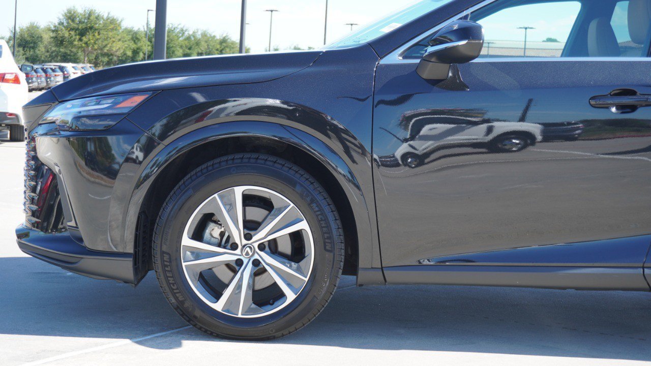 Used 2024 Lexus RX 350 Premium w/ Cold Area Package AWD/4WD image 10