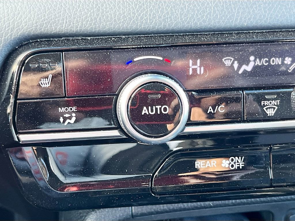 Used 2025 Honda Pilot Touring image 21