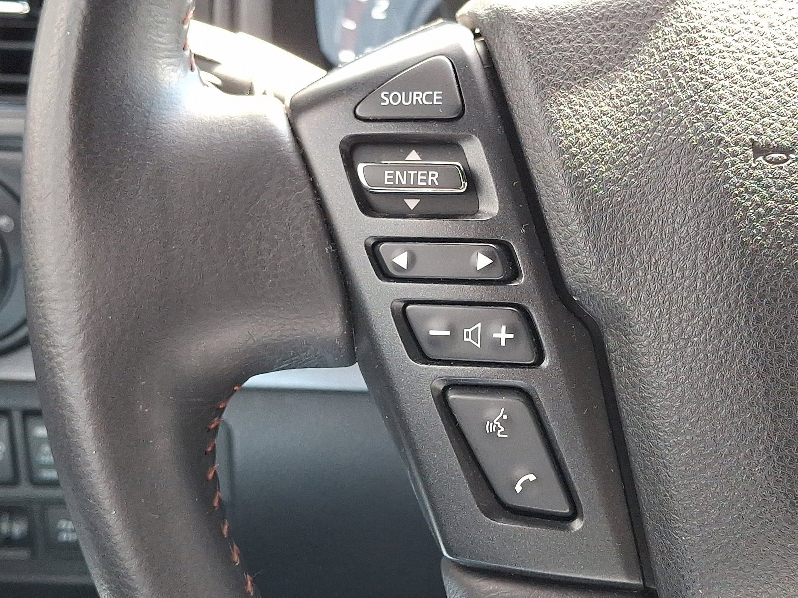 Certified 2023 Nissan Titan PRO-4X w/ Pro-4x Convenience Package AWD/4WD image 23