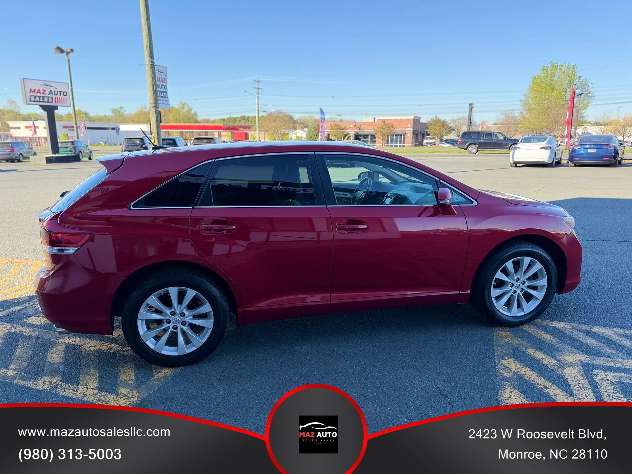 Used 2015 Toyota Venza LE AWD/4WD image 4