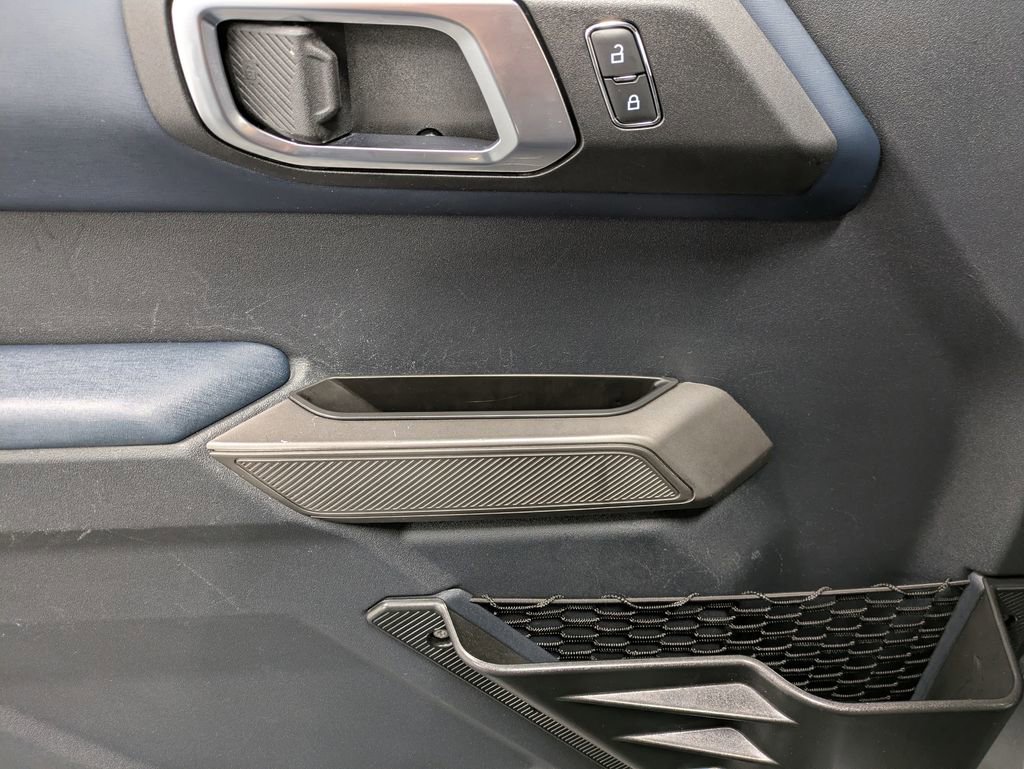 Used 2021 Ford Bronco Outer Banks w/ Sasquatch Package image 11