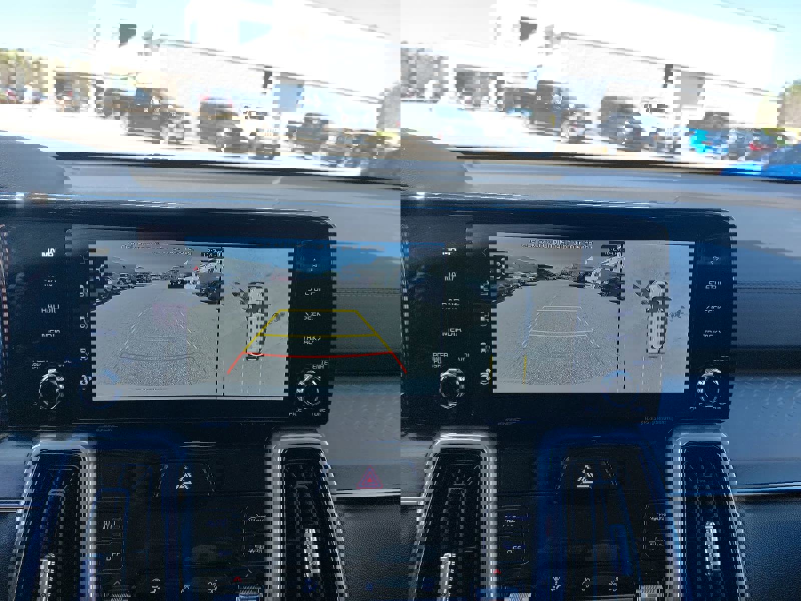 Used 2023 Kia Sorento SX image 25