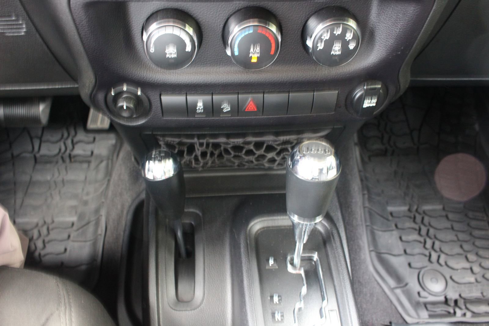 Used 2014 Jeep Wrangler Unlimited Sport w/ Quick Order Package 24S image 27