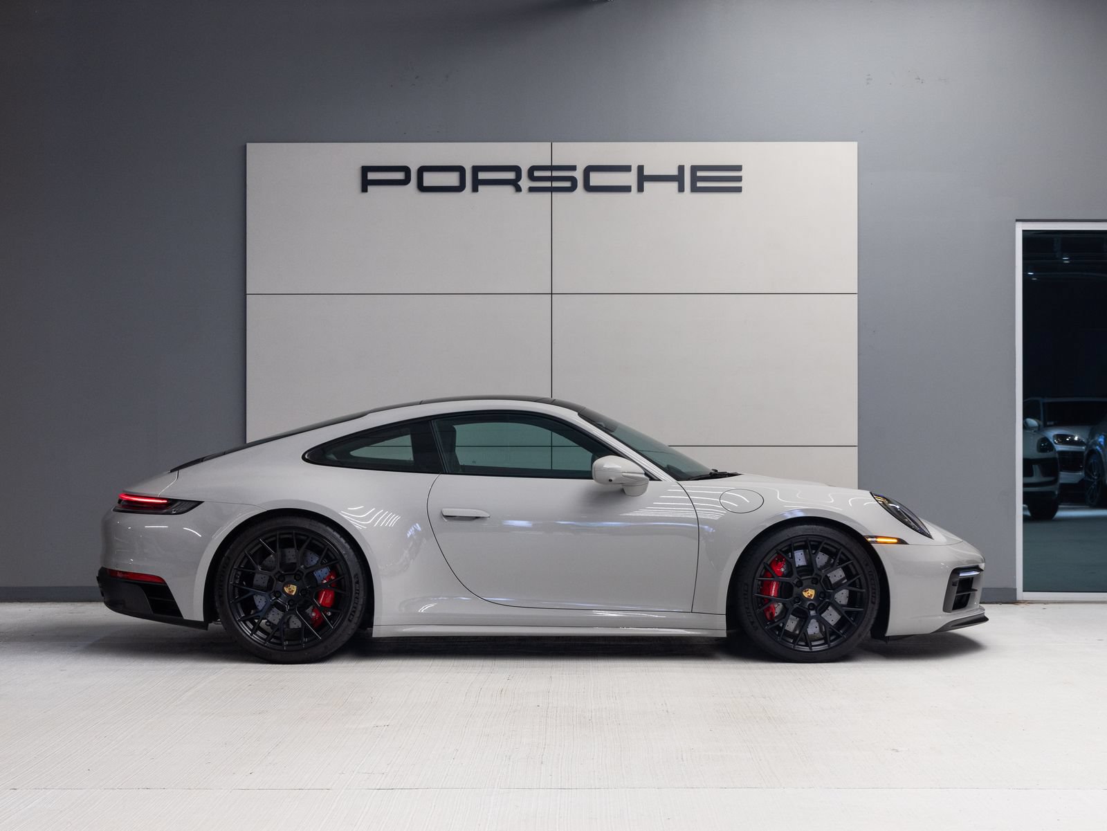 Certified 2024 Porsche 911 Carrera GTS RWD image 8