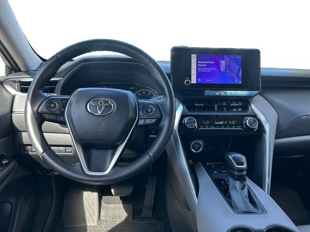 Certified 2023 Toyota Venza LE AWD/4WD image 12