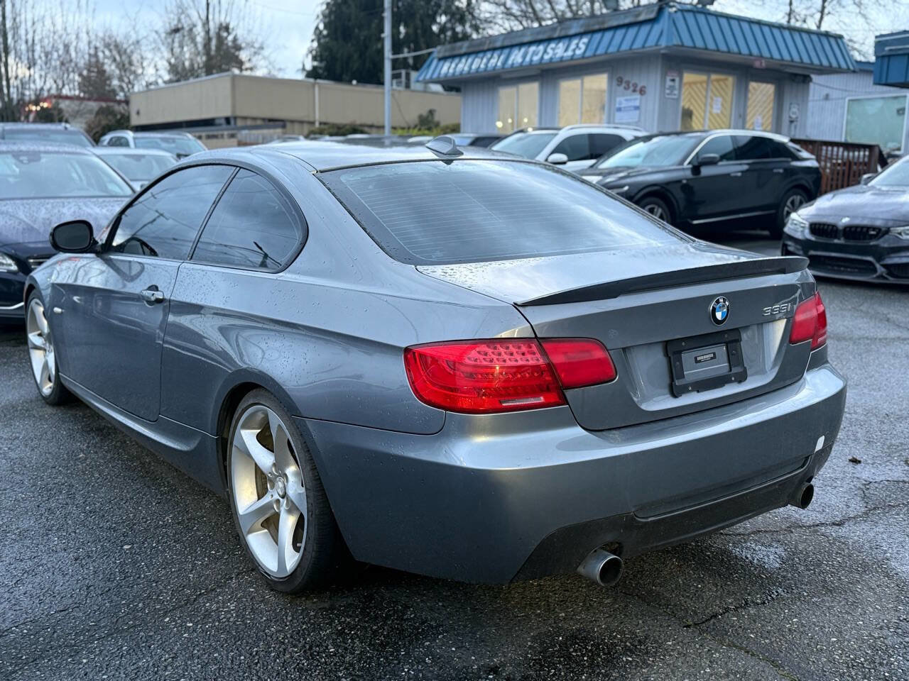 Used 2012 BMW 335i Coupe w/ M Sport Pkg image 2