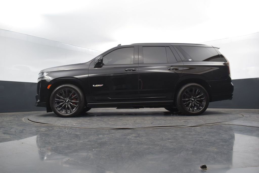 Used 2024 Cadillac Escalade V w/ LPO, ONYX Package image 58