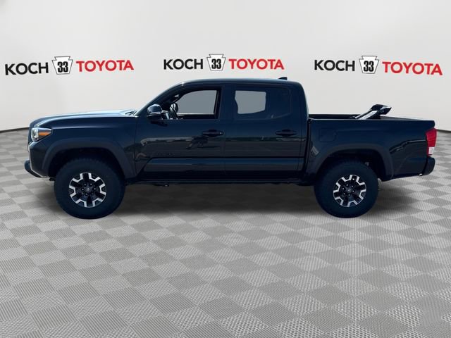 Used 2021 Toyota Tacoma TRD Off-Road w/ Technology Package AWD/4WD image 4