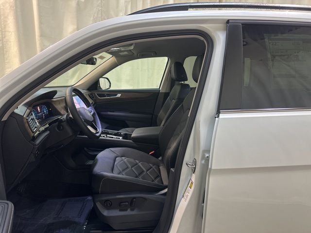 New 2026 Volkswagen Atlas SE image 13