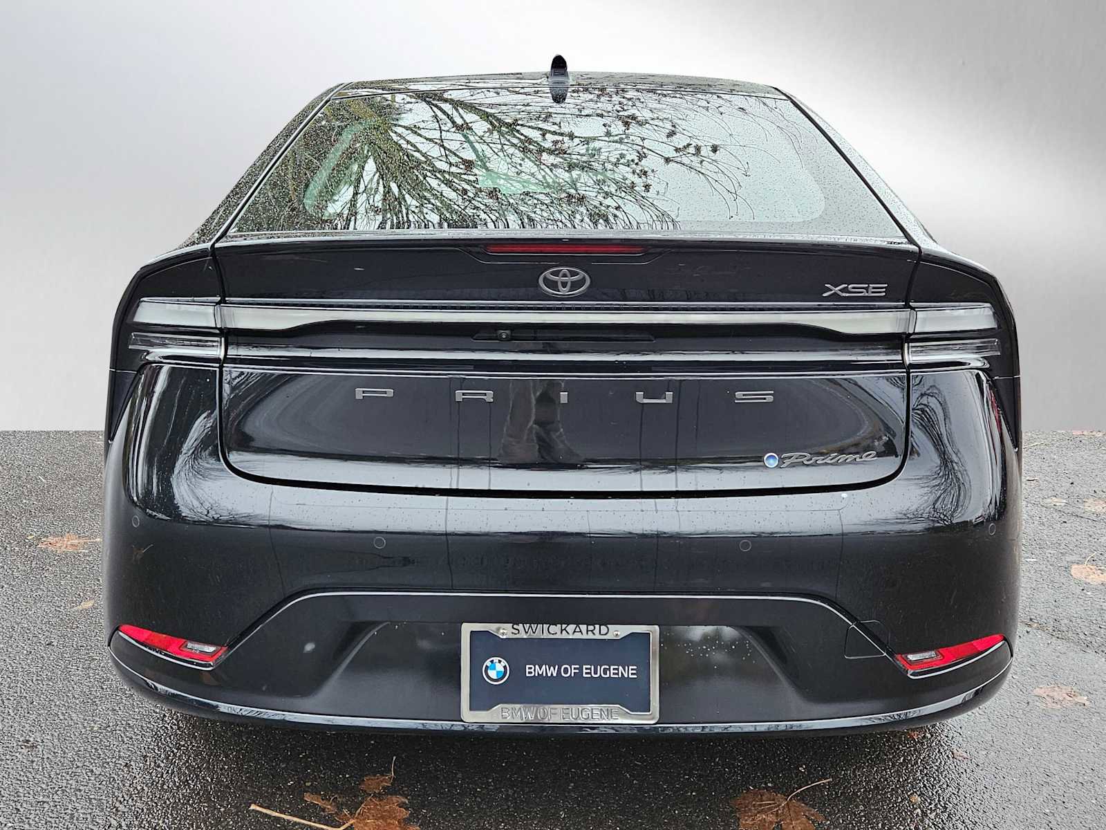 Used 2024 Toyota Prius Prime image 4