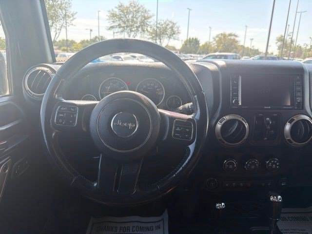 Used 2016 Jeep Wrangler Unlimited Sahara AWD/4WD image 23