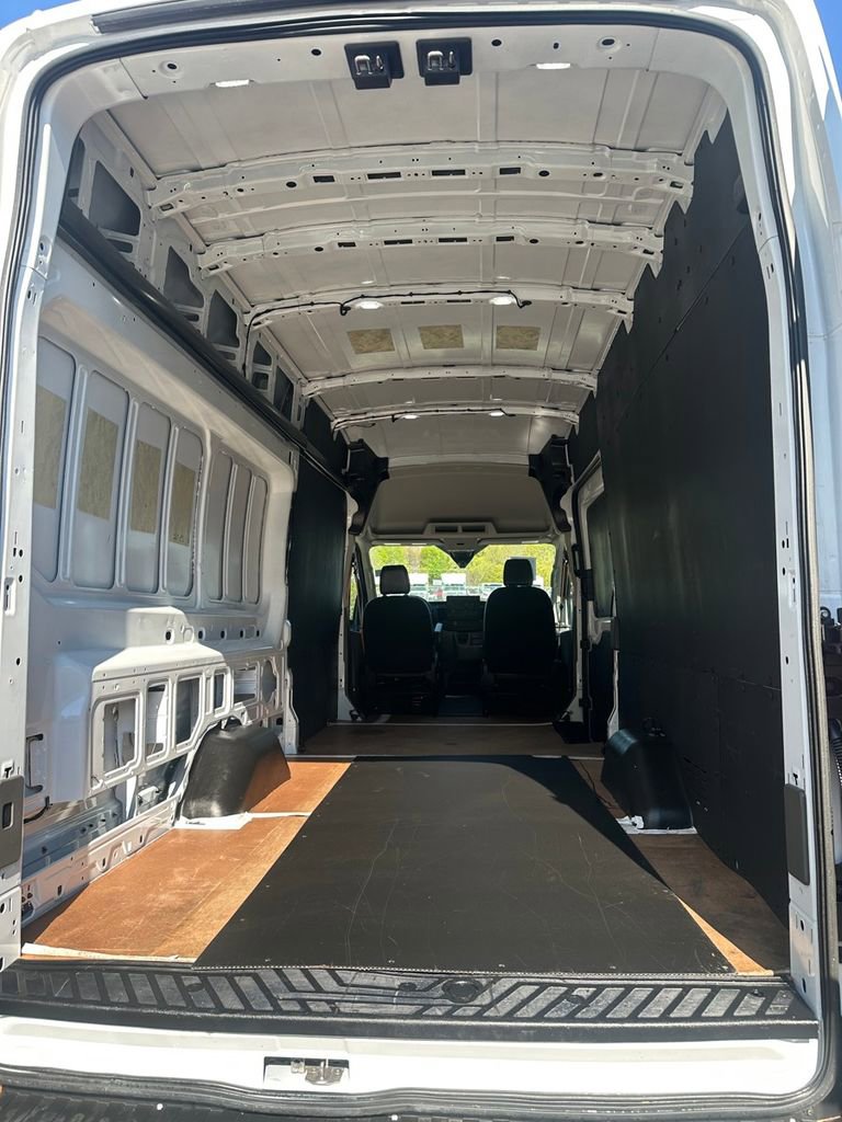 Used 2023 Ford E-Transit 148 High Roof Extended w/ Load Area Protection Package RWD image 22