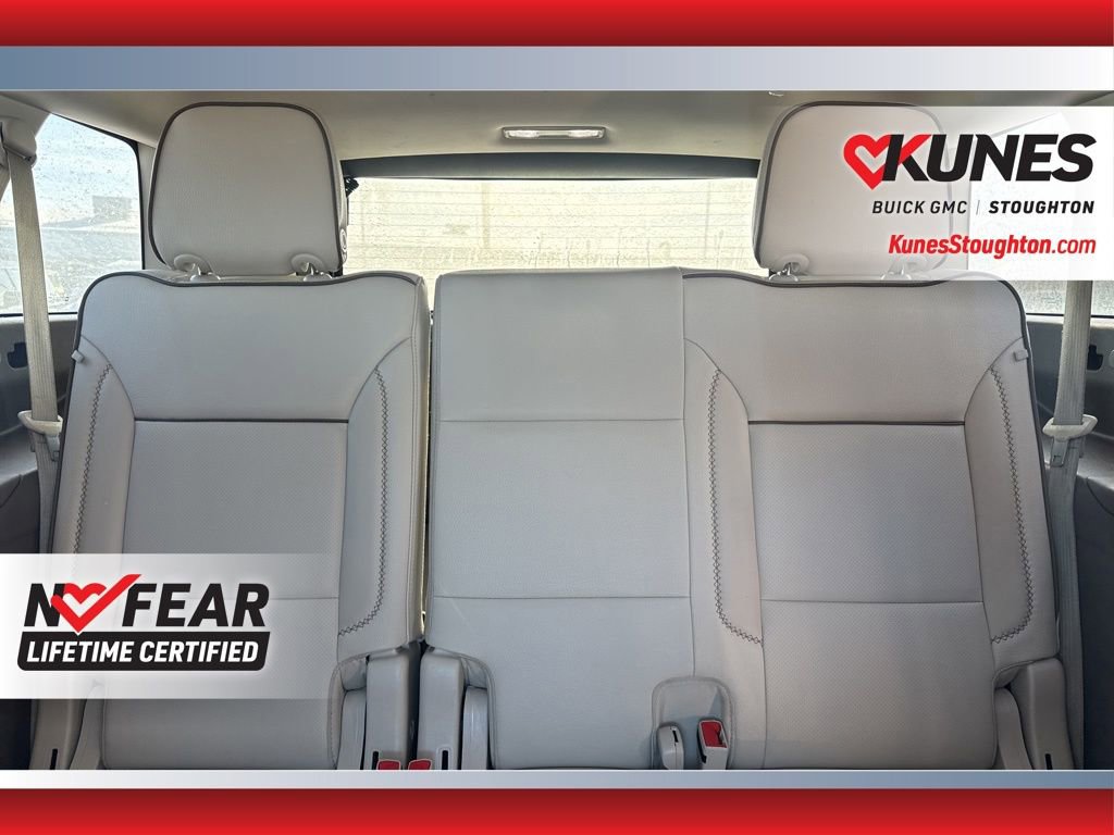 Used 2023 GMC Yukon XL Denali image 27