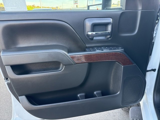 Used 2015 GMC Sierra 2500 SLE w/ SLE Preferred Package image 11