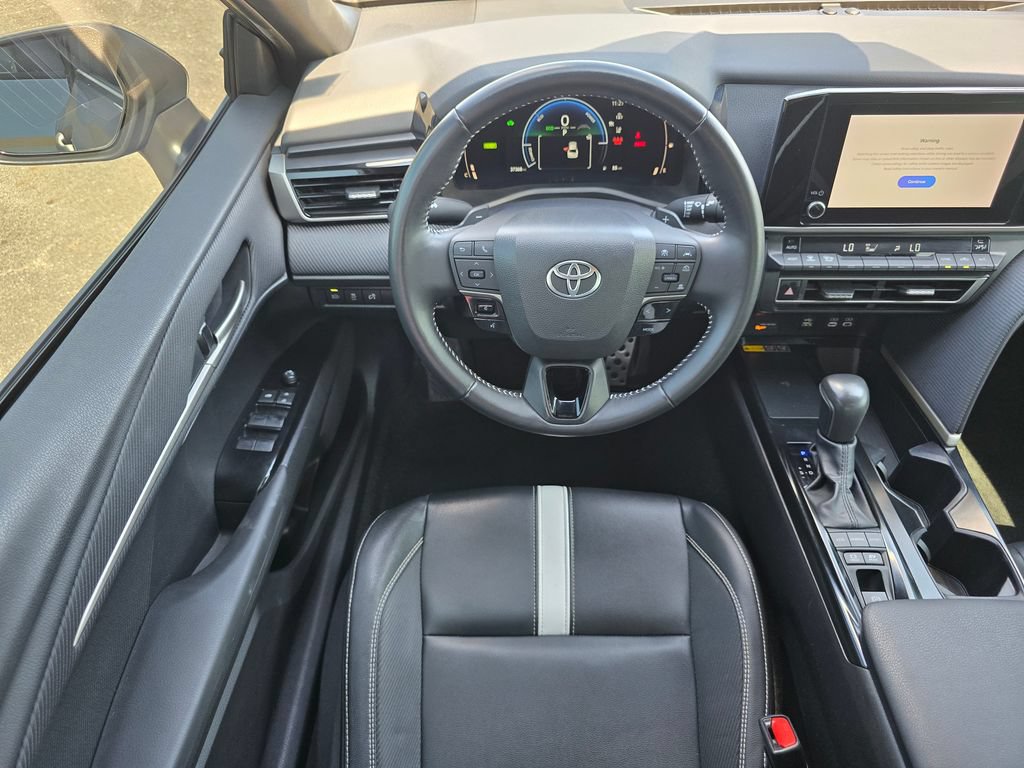 Certified 2025 Toyota Camry SE FWD image 25