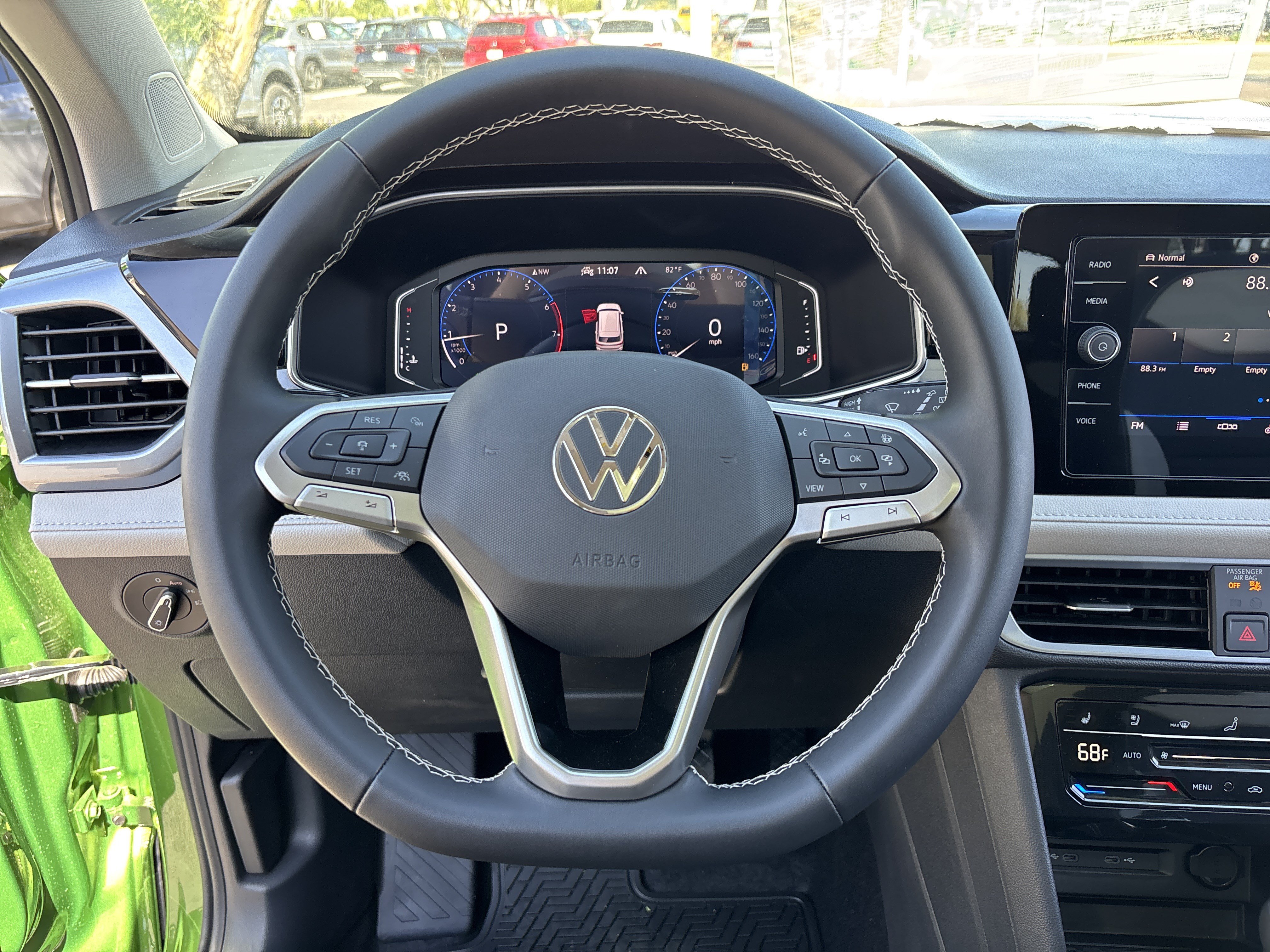 New 2026 Volkswagen Taos SEL AWD/4WD image 21