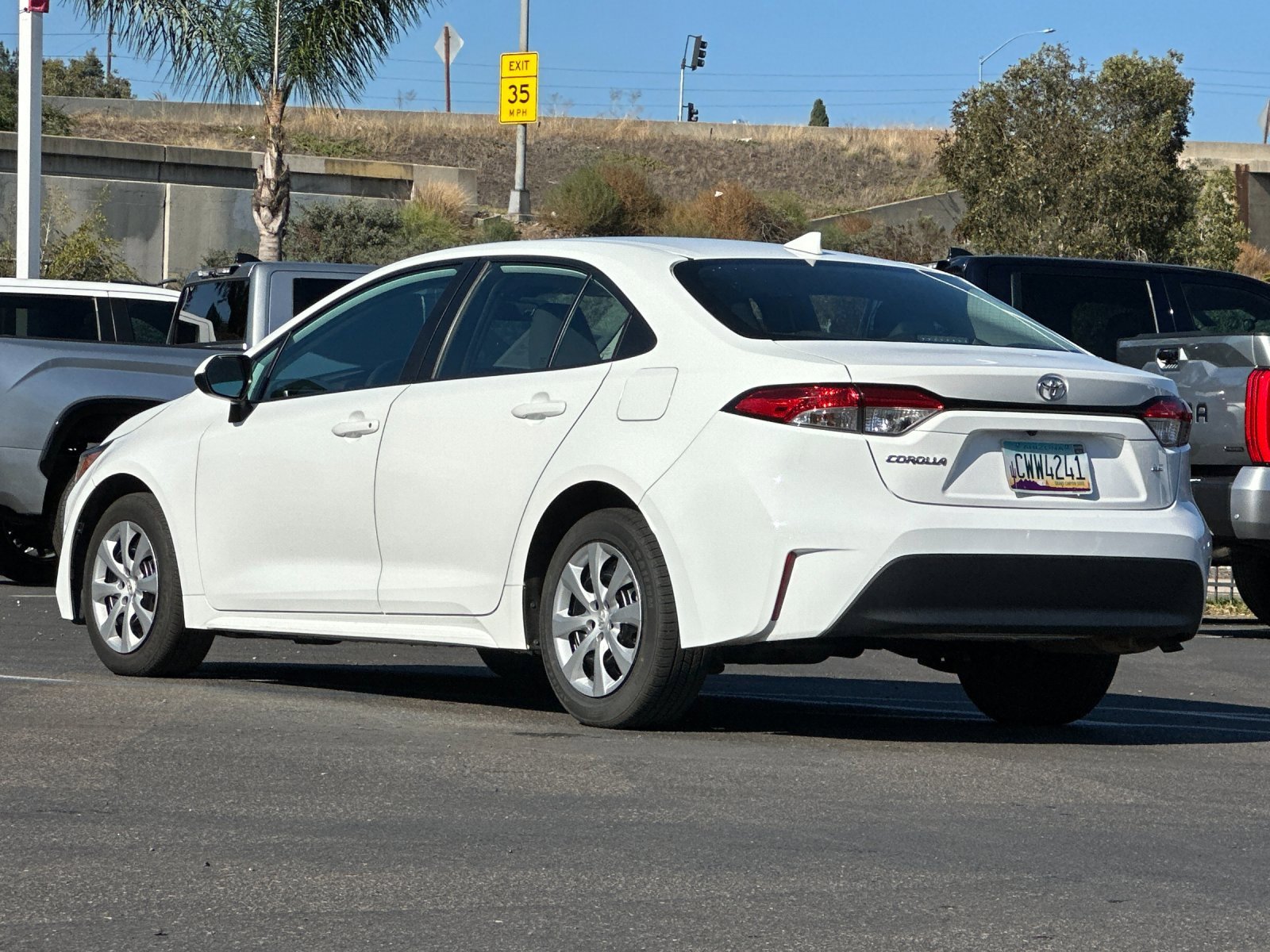 Used 2024 Toyota Corolla LE image 3