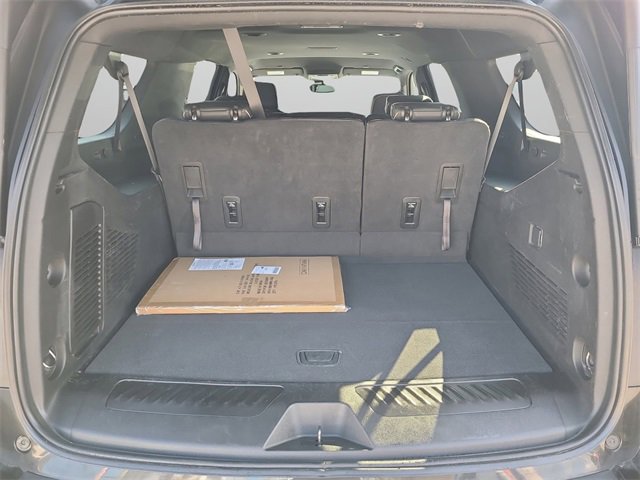 Used 2024 GMC Yukon XL SLT image 12