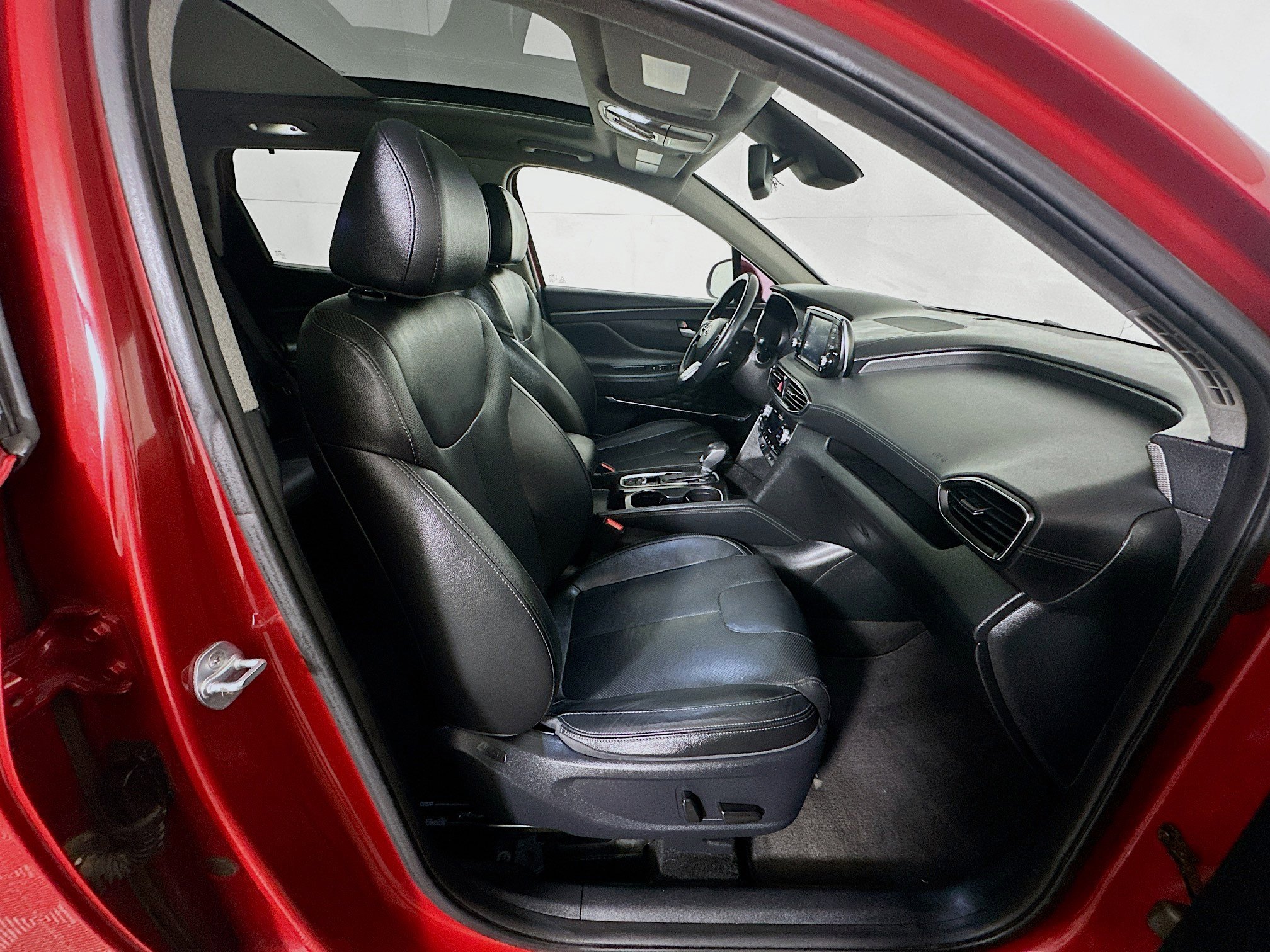 Used 2019 Hyundai Santa Fe Limited image 34